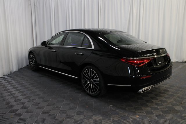 Vehicle image 5 of 37