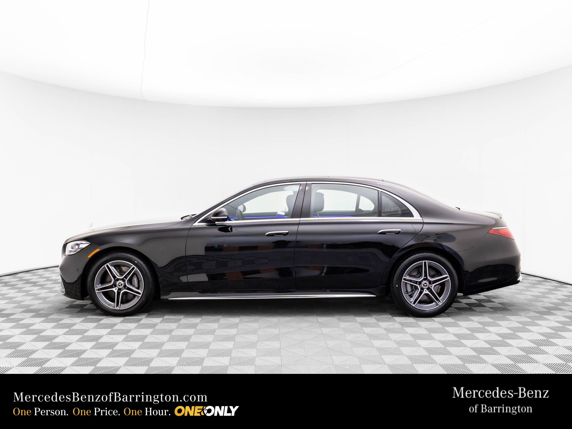 Vehicle image 8 of 38