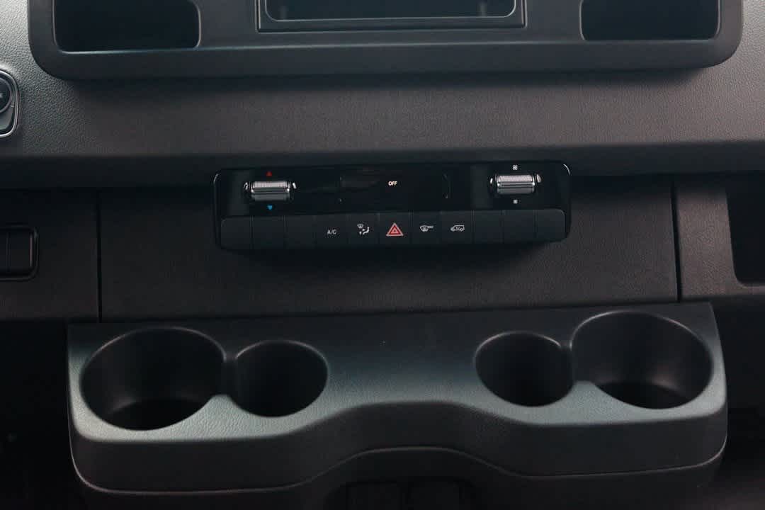 2025 Mercedes-Benz Sprinter Cargo Image 23 of 38