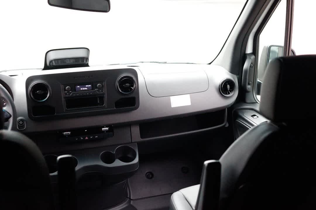 2025 Mercedes-Benz Sprinter Cargo Image 13 of 38