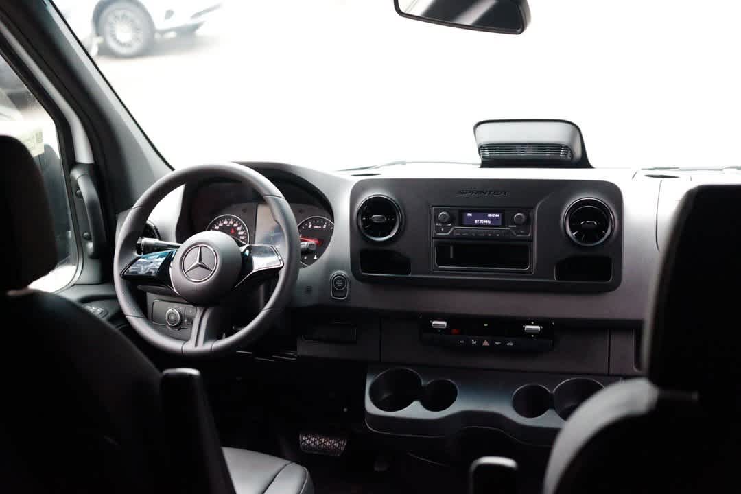 2025 Mercedes-Benz Sprinter Cargo Image 14 of 38