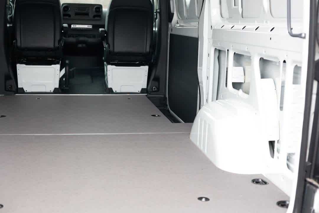2025 Mercedes-Benz Sprinter Cargo Image 29 of 38