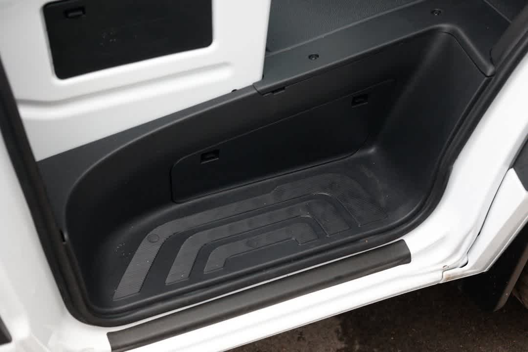 2025 Mercedes-Benz Sprinter Cargo Image 22 of 38