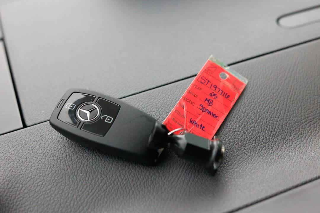 2025 Mercedes-Benz Sprinter Cargo Image 19 of 29