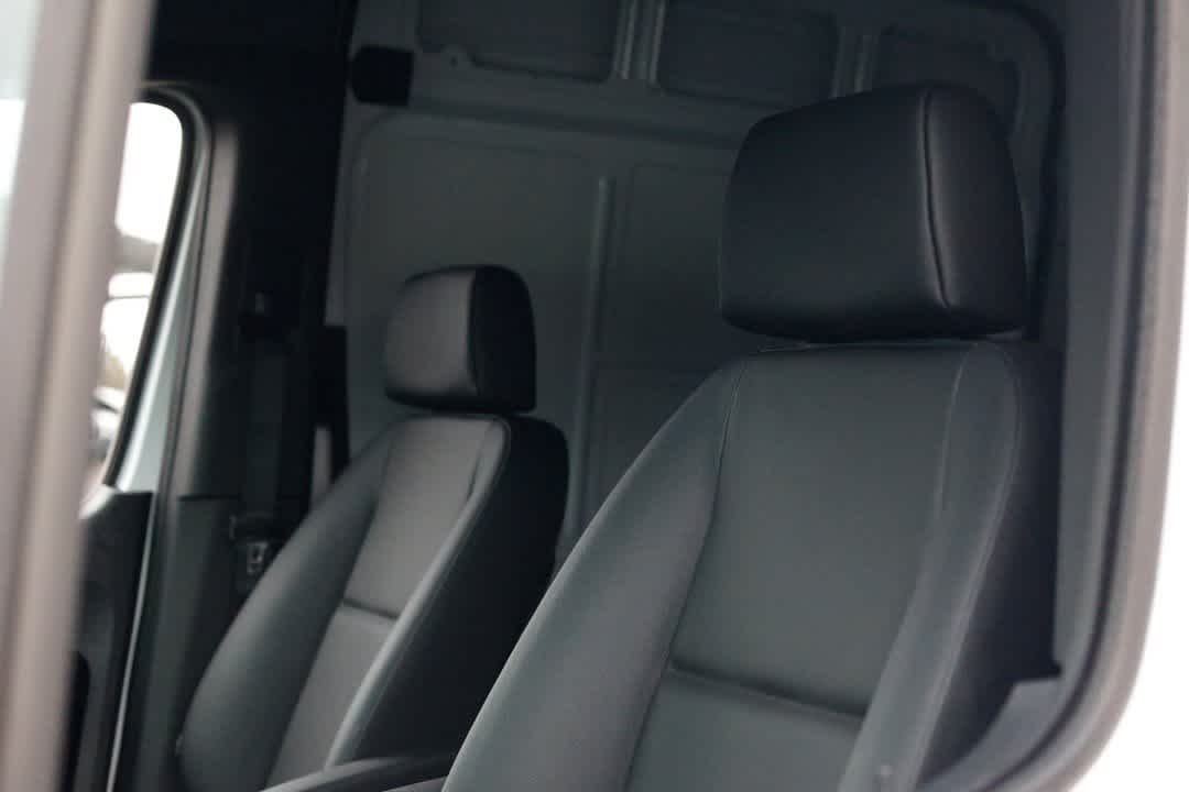 2025 Mercedes-Benz Sprinter Cargo Image 12 of 29