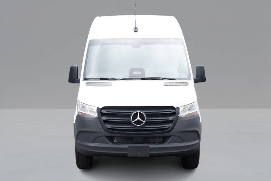 2025 Mercedes-Benz Sprinter Cargo Image 2 of 29