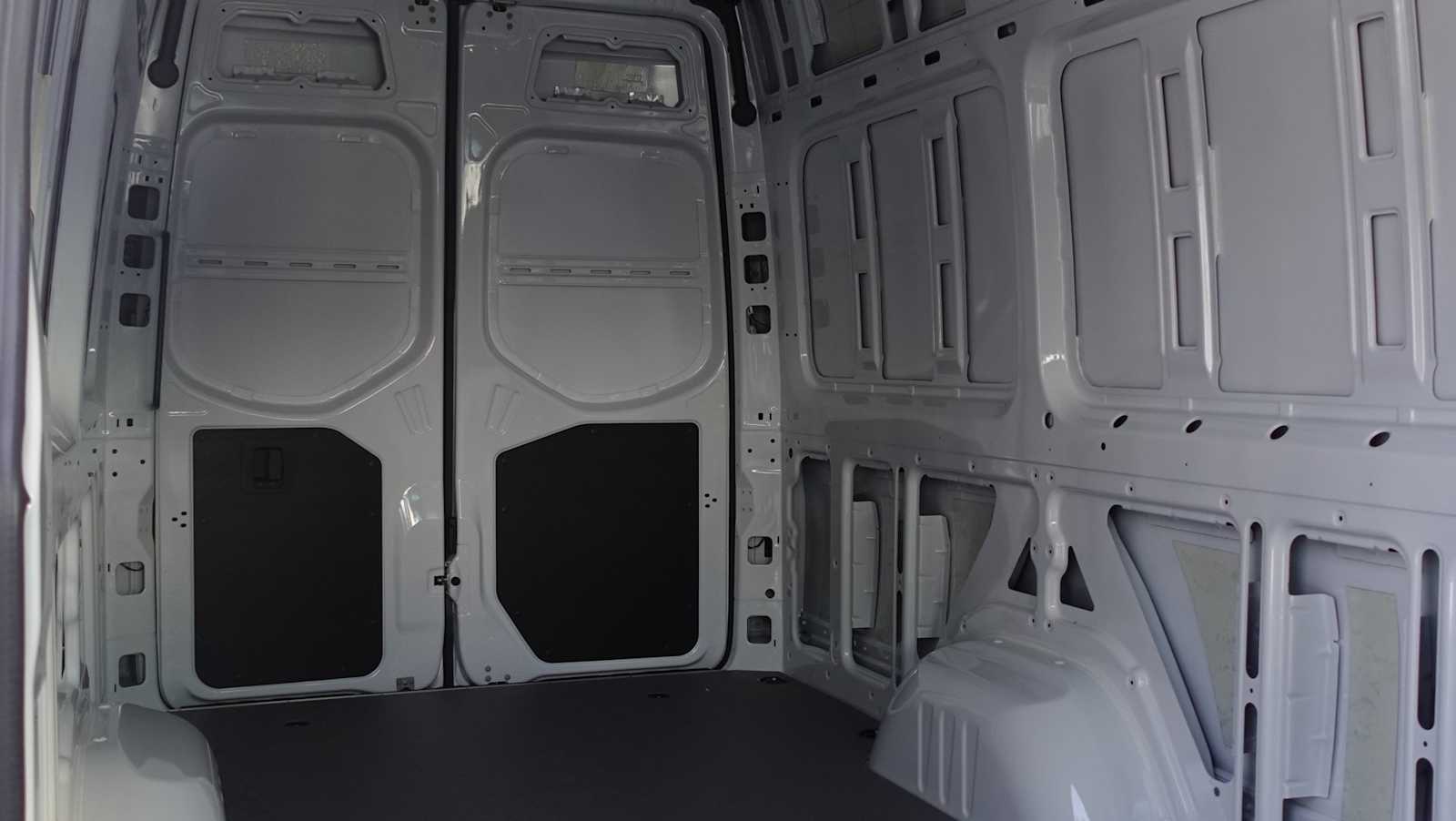 2025 Mercedes-Benz Sprinter Cargo Image 14 of 22