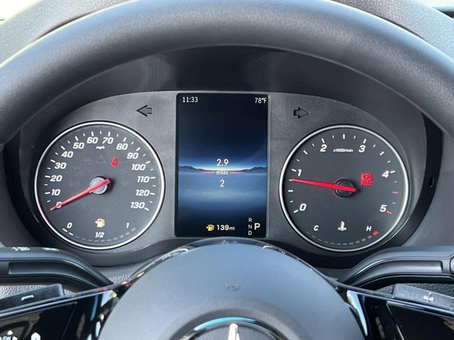 Vehicle image 12 of 32