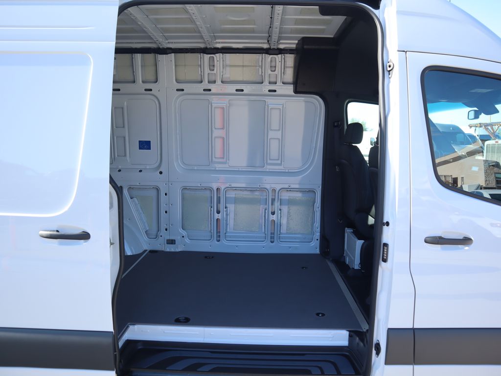 2025 Mercedes-Benz Sprinter Cargo Image 13 of 35