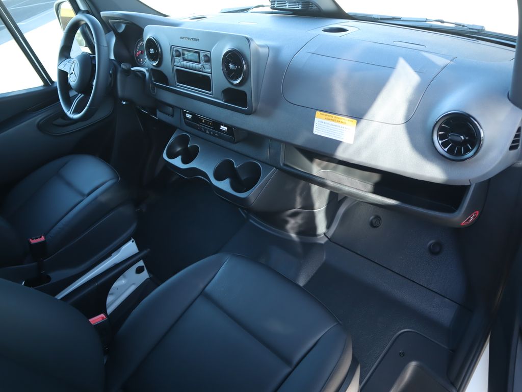 2025 Mercedes-Benz Sprinter Cargo Image 22 of 35