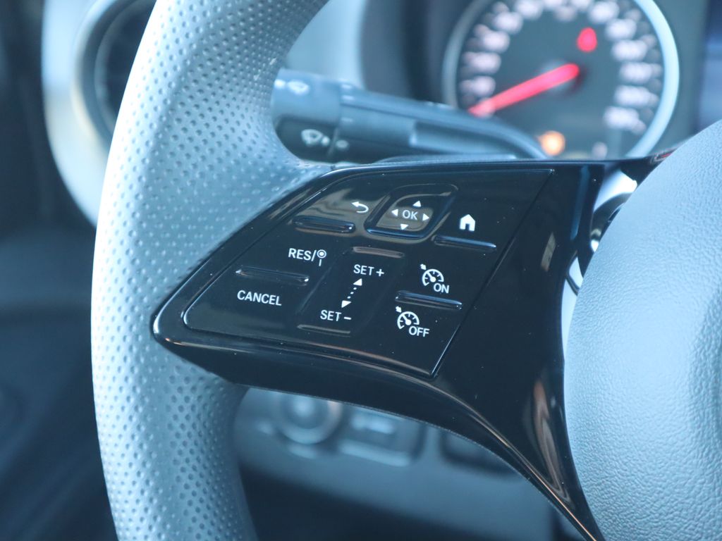 2025 Mercedes-Benz Sprinter Cargo Image 24 of 35