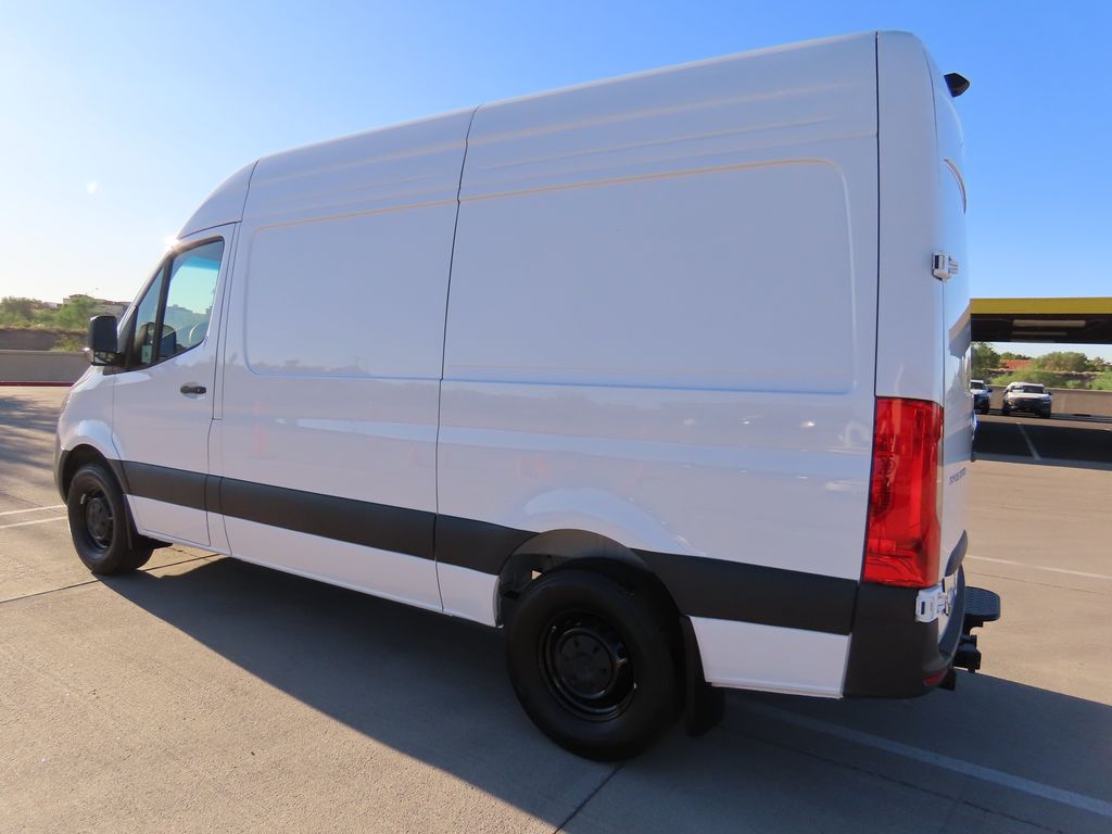 2025 Mercedes-Benz Sprinter Cargo Image 7 of 33