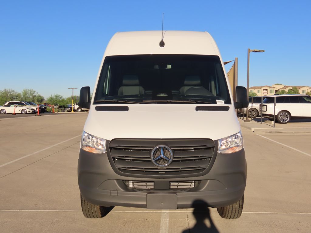 2025 Mercedes-Benz Sprinter Cargo Image 3 of 33