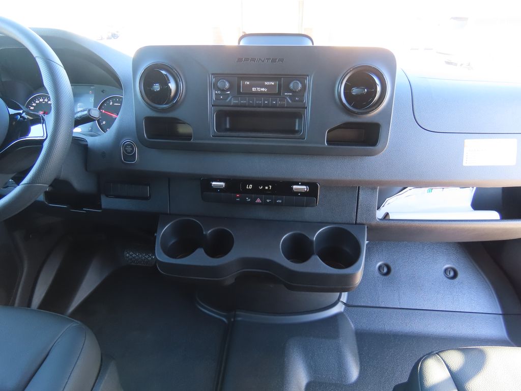2025 Mercedes-Benz Sprinter Cargo Image 25 of 33