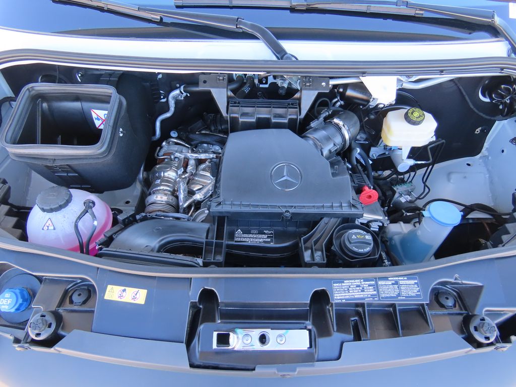 2025 Mercedes-Benz Sprinter Cargo Image 9 of 33