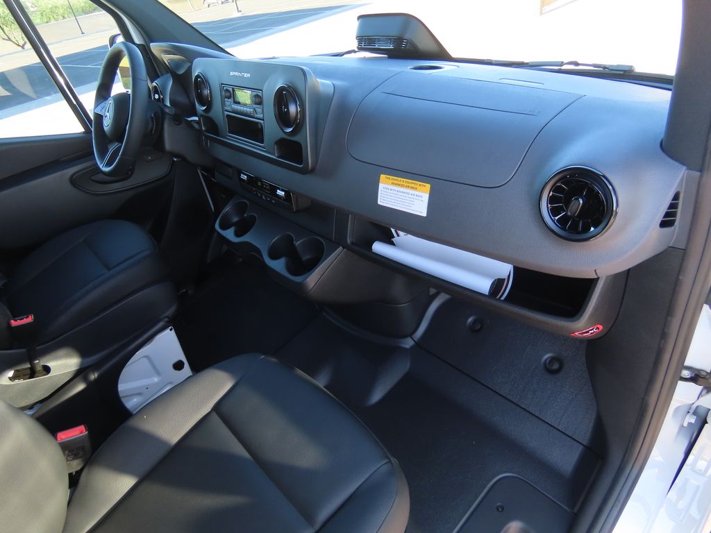 2025 Mercedes-Benz Sprinter Cargo Image 32 of 33