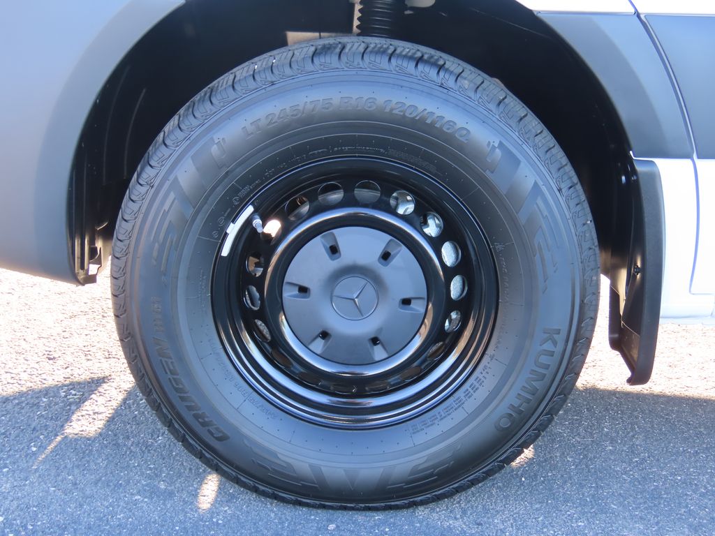 2025 Mercedes-Benz Sprinter Cargo Image 10 of 33