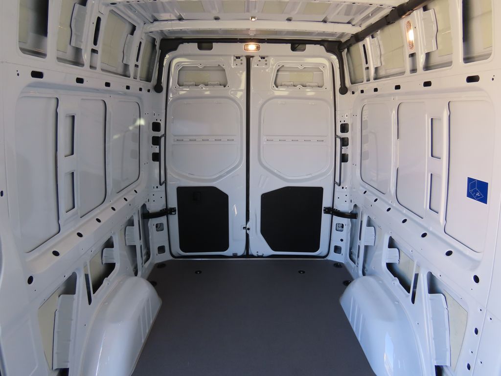 2025 Mercedes-Benz Sprinter Cargo Image 12 of 33