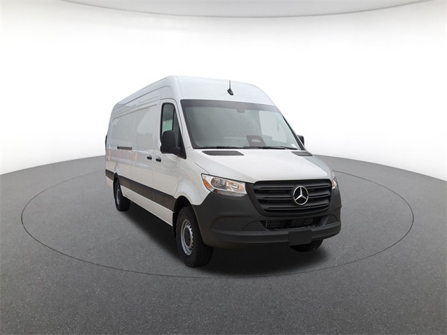 Vehicle image 3 of 19
