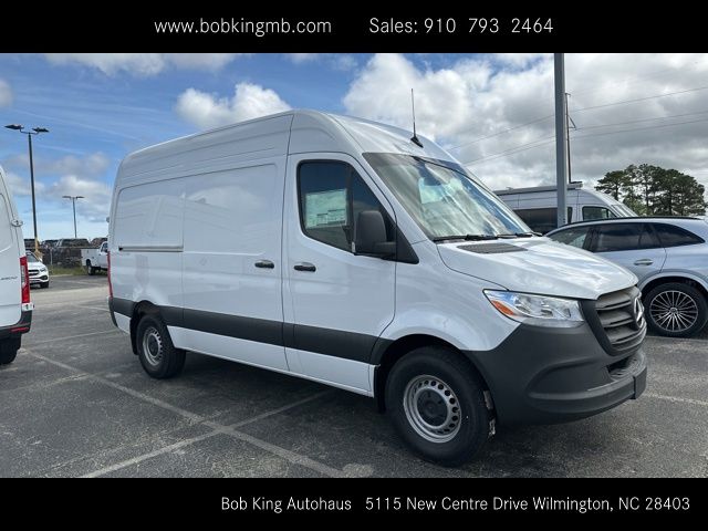 Vehicle image 5 of 44