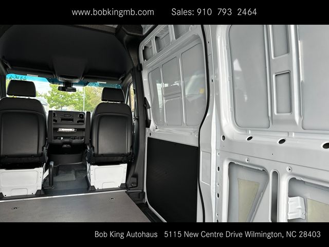 Vehicle image 44 of 44
