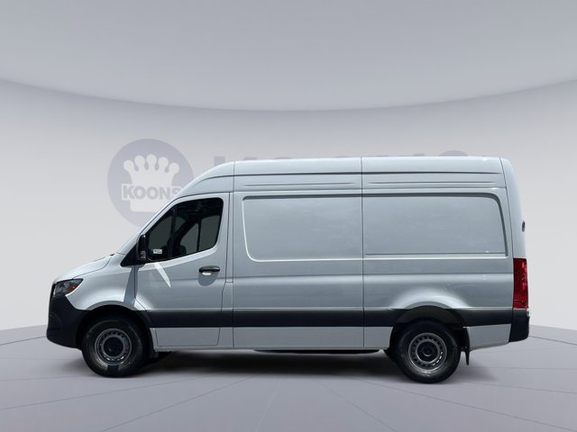 Vehicle image 6 of 32
