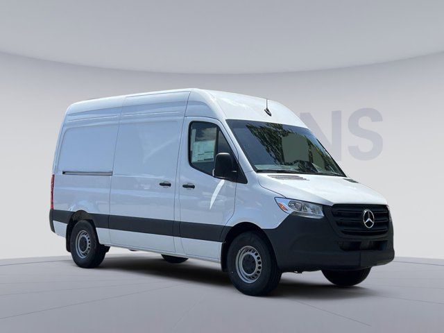 Vehicle image 2 of 32