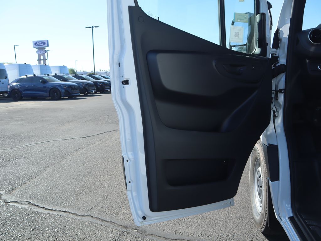 2025 Mercedes-Benz Sprinter Cargo Image 24 of 41