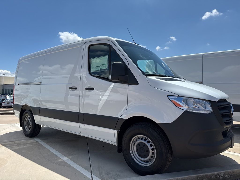 2025 Mercedes-Benz Sprinter Cargo Image 3 of 40
