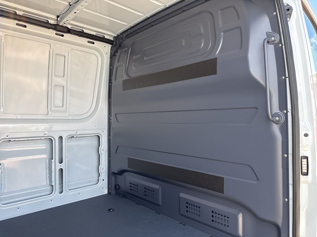 2025 Mercedes-Benz Sprinter Cargo Image 27 of 40