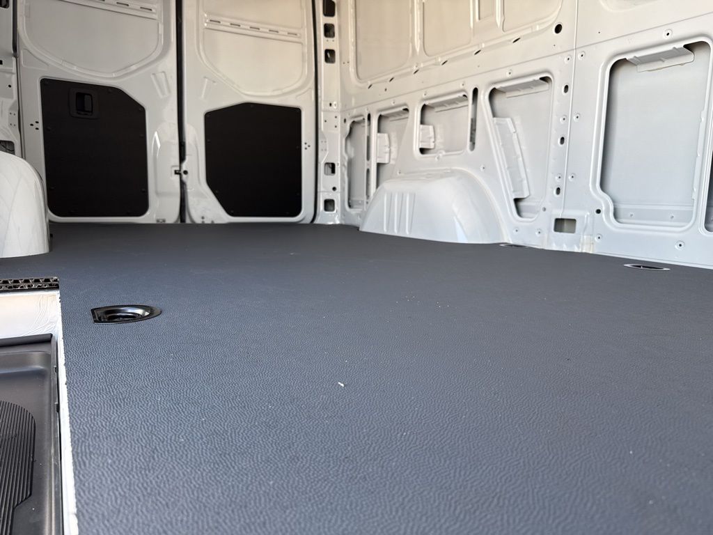 2025 Mercedes-Benz Sprinter Cargo Image 28 of 40