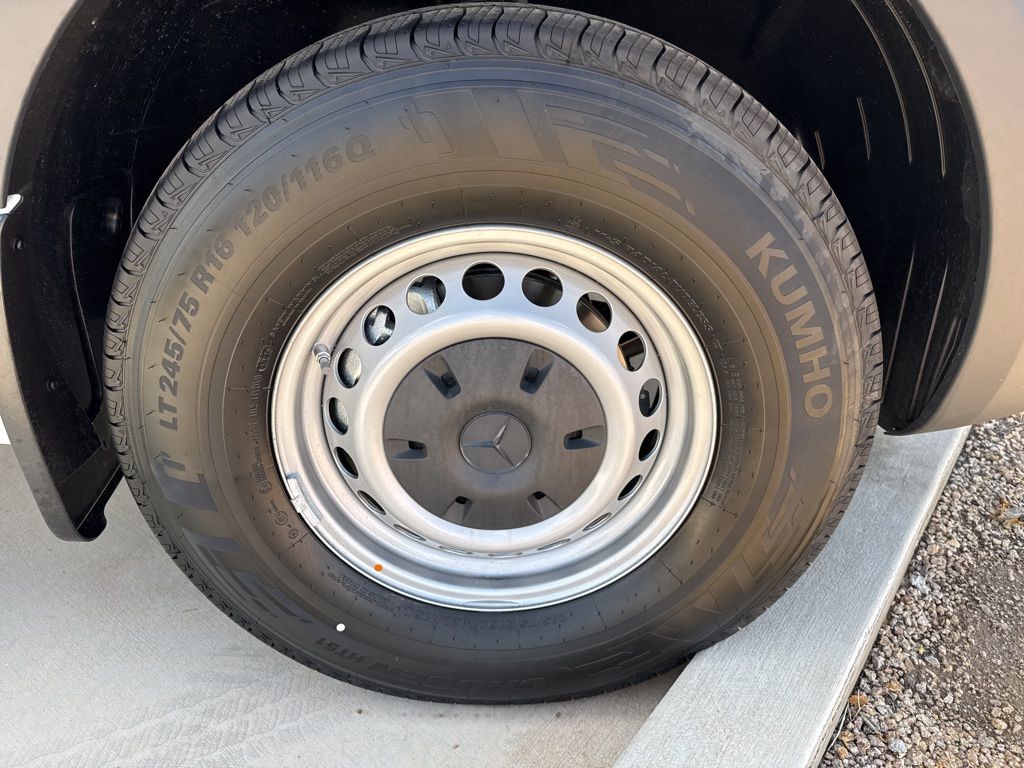 2025 Mercedes-Benz Sprinter Cargo Image 39 of 40