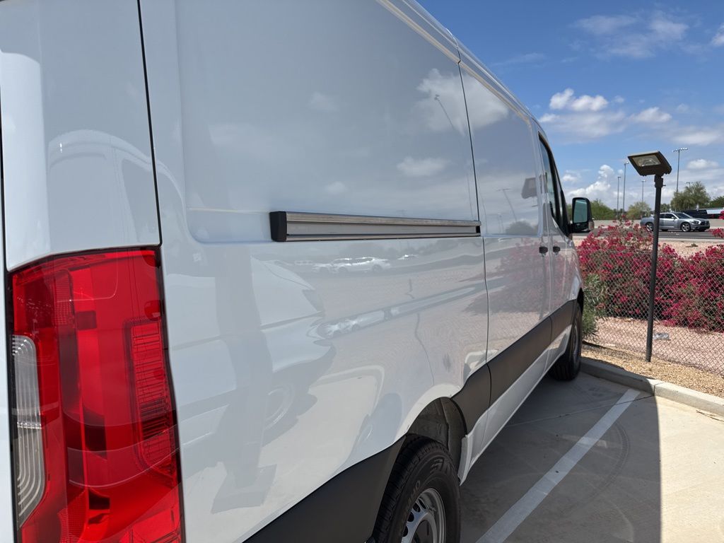 2025 Mercedes-Benz Sprinter Cargo Image 6 of 40