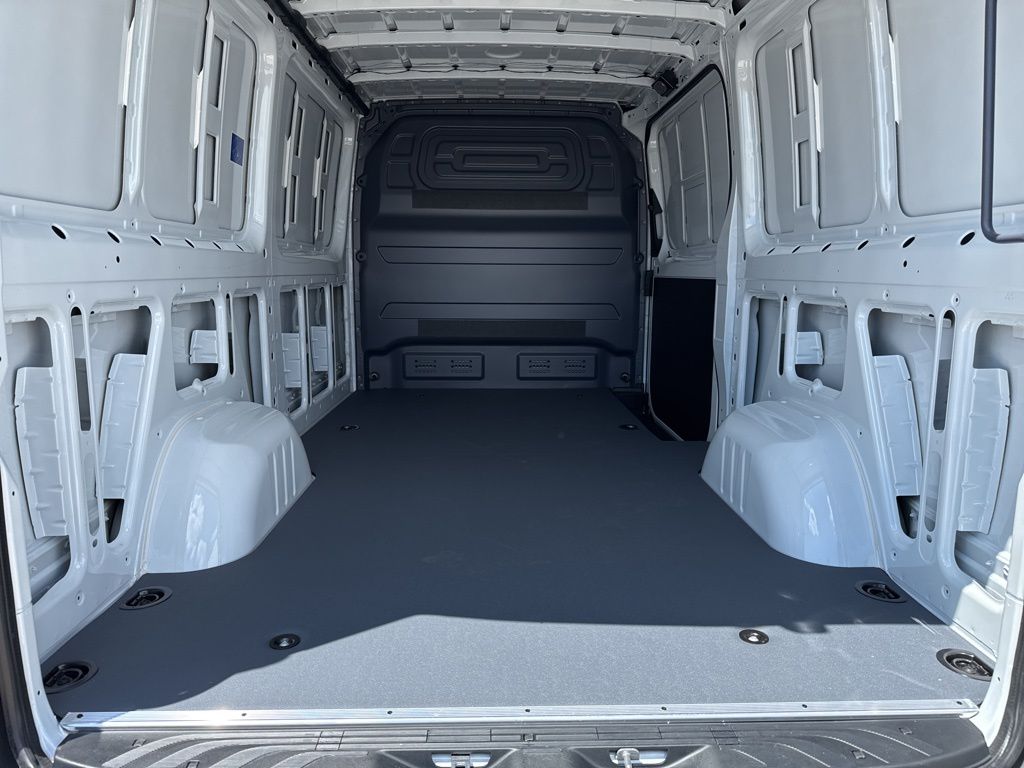 2025 Mercedes-Benz Sprinter Cargo Image 35 of 40