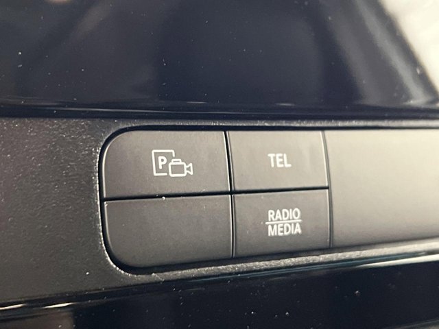 Vehicle image 29 of 33