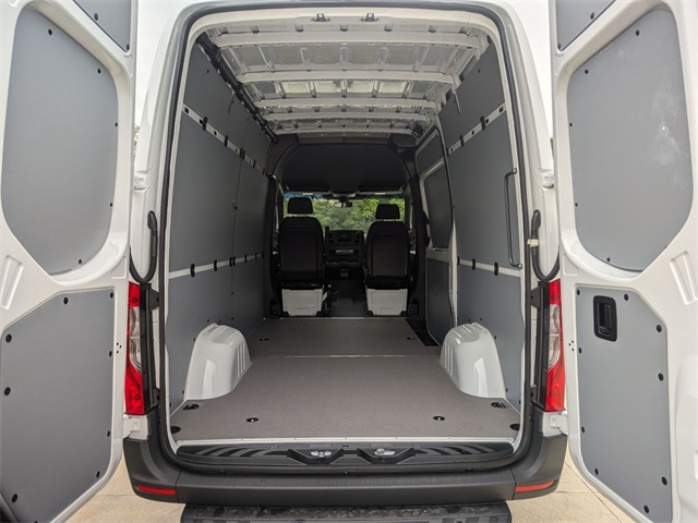 2025 Mercedes-Benz Sprinter Cargo Image 18 of 20