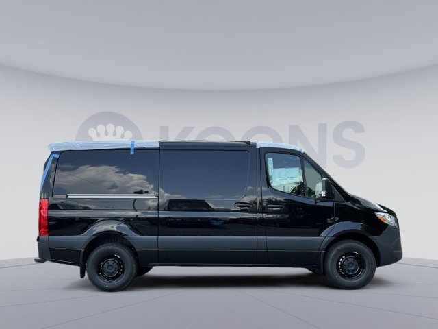 Vehicle image 3 of 32