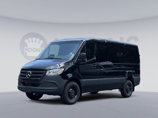 Vehicle image 1 of 32