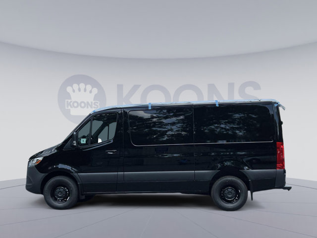 Vehicle image 6 of 32