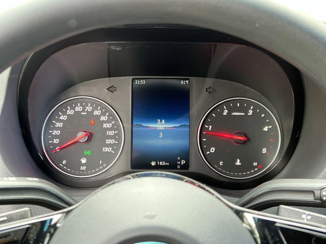Vehicle image 12 of 33