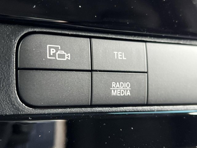 Vehicle image 30 of 33