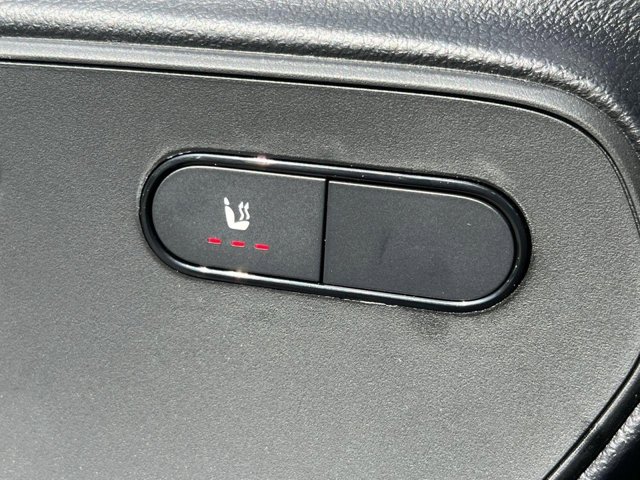 Vehicle image 31 of 32
