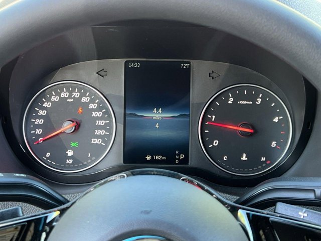 Vehicle image 12 of 32