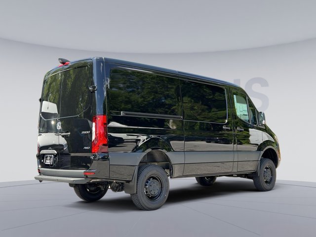 Vehicle image 5 of 33