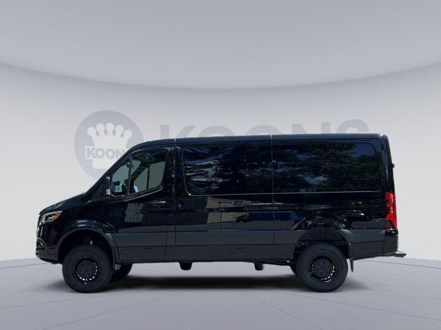 Vehicle image 7 of 33