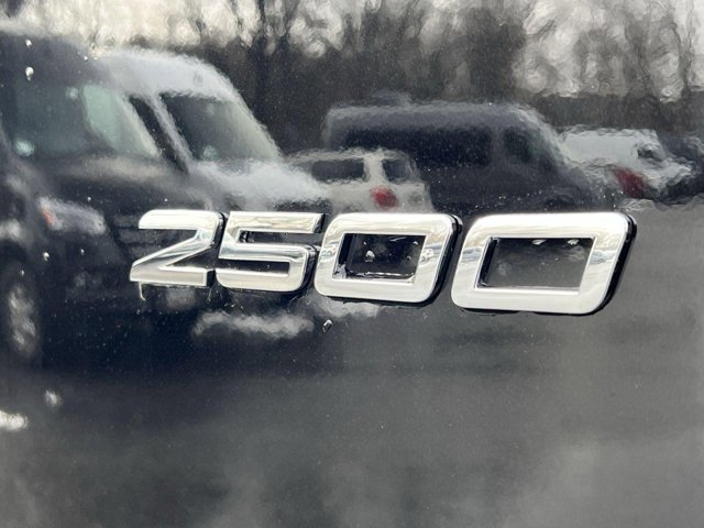 Vehicle image 26 of 33