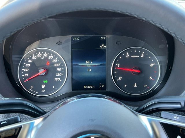 Vehicle image 12 of 32