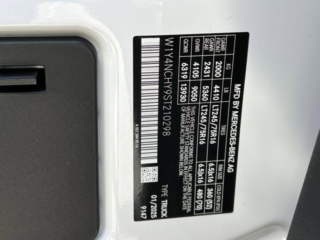 Vehicle image 32 of 32