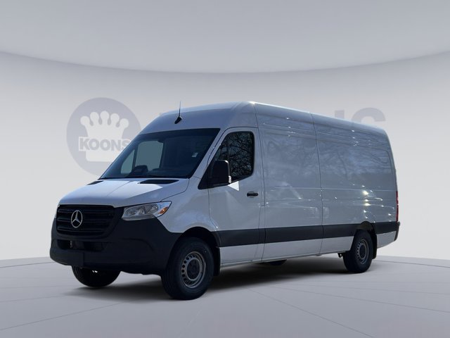 Vehicle image 1 of 32