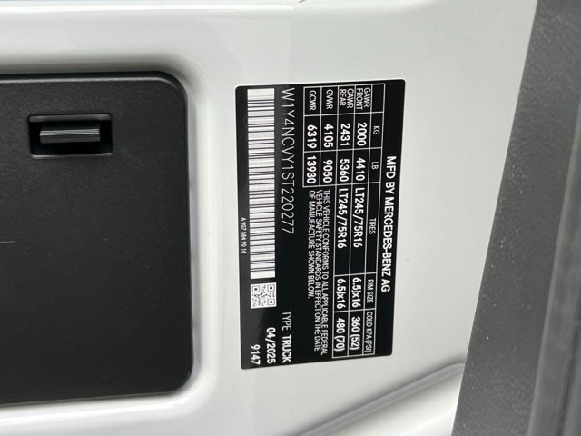 Vehicle image 33 of 33